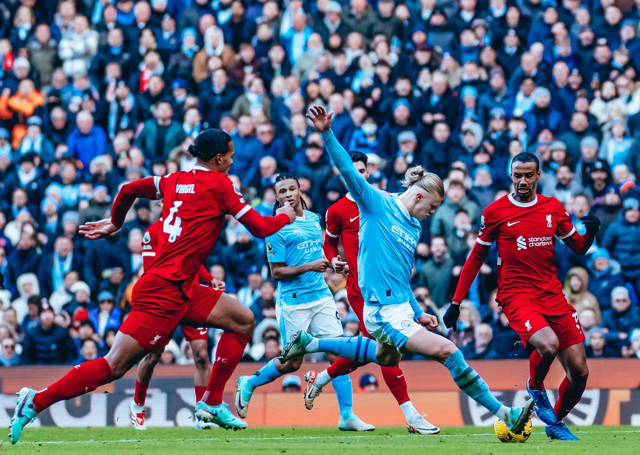 九游网页版登录利物浦后卫神勇救险，助球队成功保级，部门帖子目前时间.